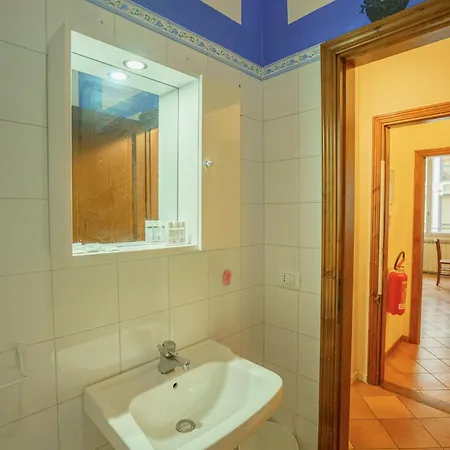Tranquil Suite Near Museums And Train Station Florenz Exterior foto